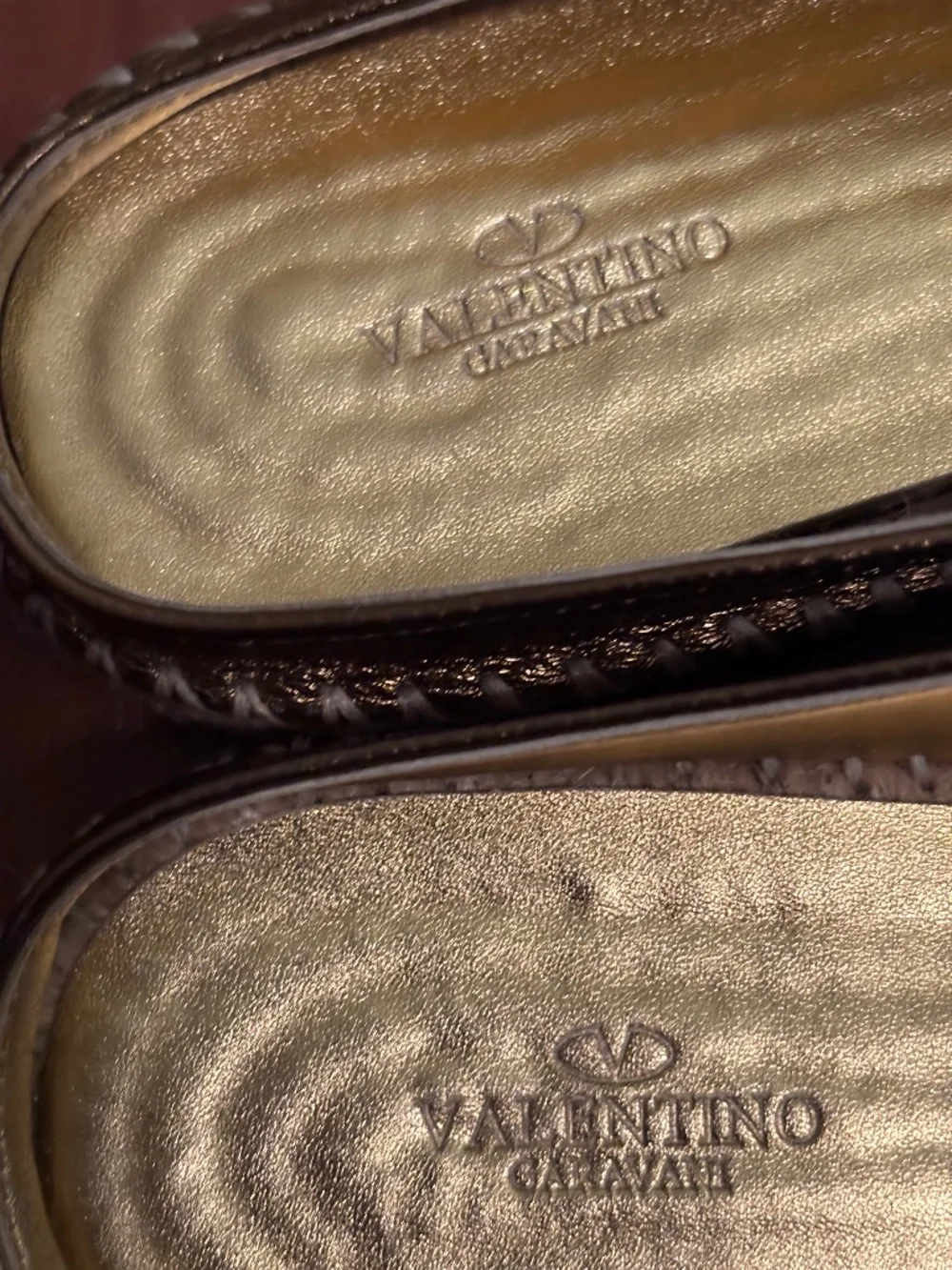Valentino Garavani VLogo metallic leather espadrilles